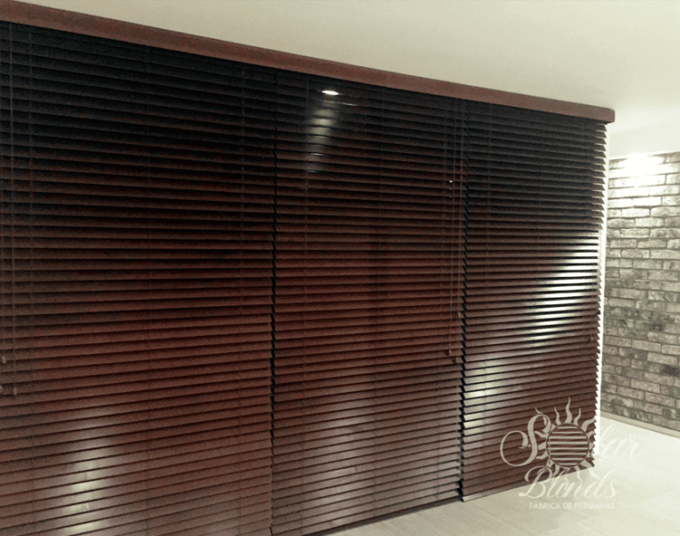 Persianas horizontales de aluminio o madera